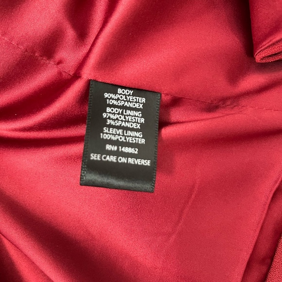 Stunning red blazer - Picture 5 of 8